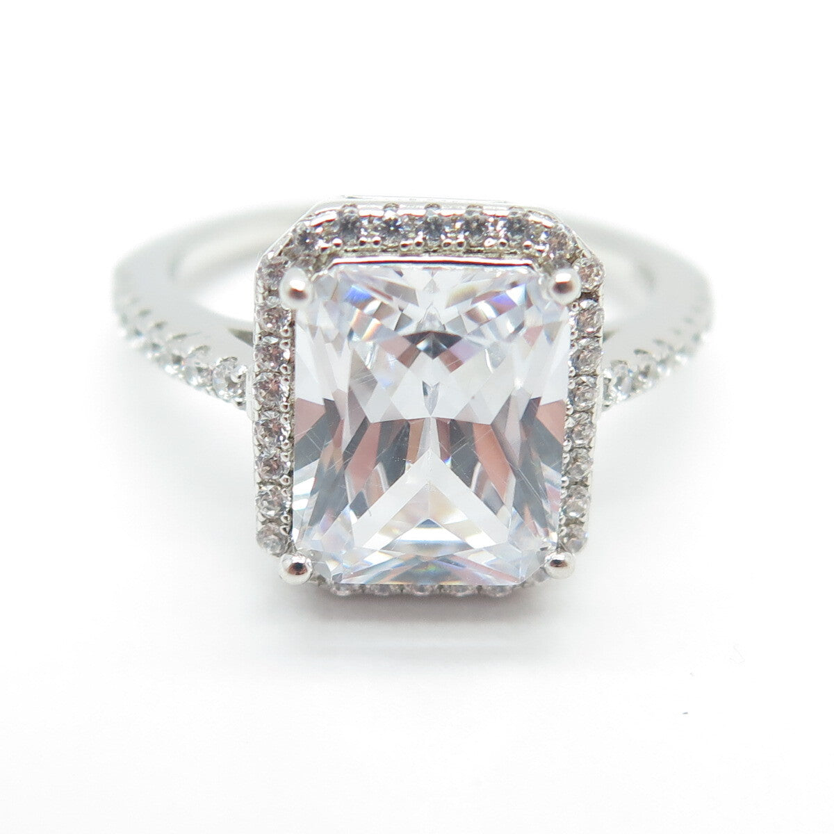 925 Sterling Silver Radiant & Round-Cut Shaped C Z Ring Size 7.25