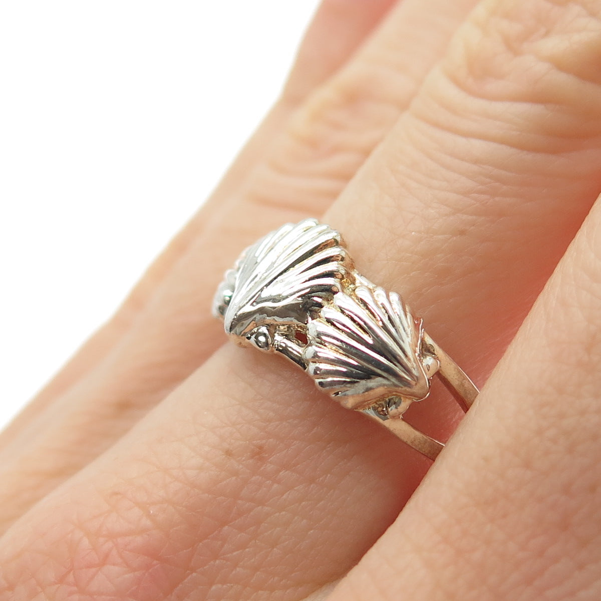 925 Sterling Silver Vintage Seashell Ring Size 8