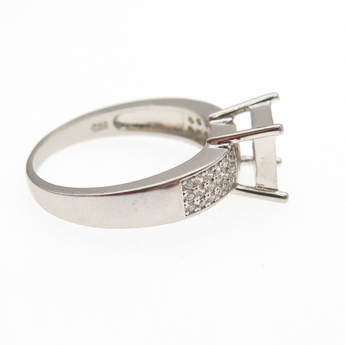 925 Sterling Silver Round-Cut C Z Engagement Ring Size 7