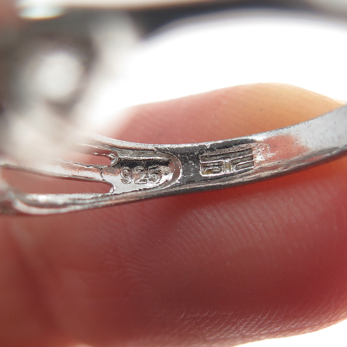 925 Sterling Silver Real Graduated Round-Cut White Topaz Crisscross Ring Size 7