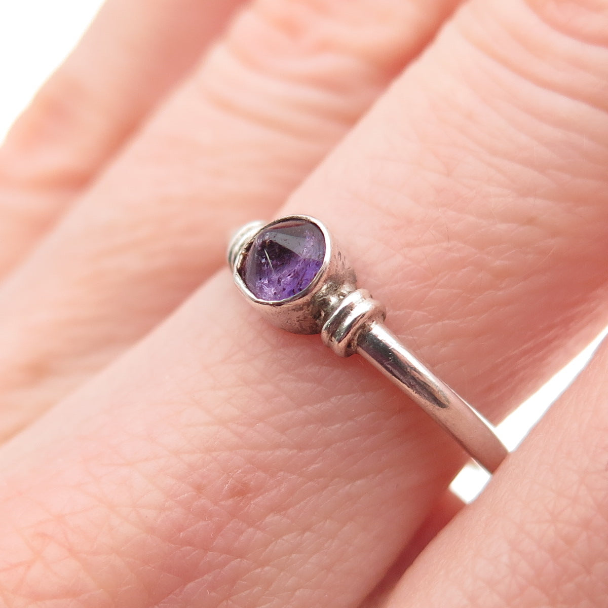 925 Sterling Silver Vintage Real Round-Cut Amethyst Oxidized Ring Size 7
