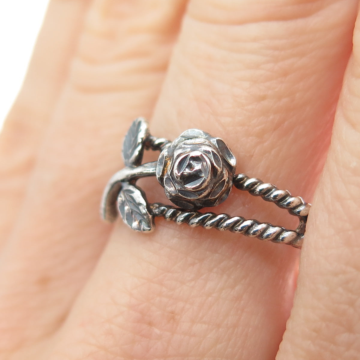 JONETTE 925 Sterling Silver Vintage Rose Flower Oxidized Ring Size 9.5