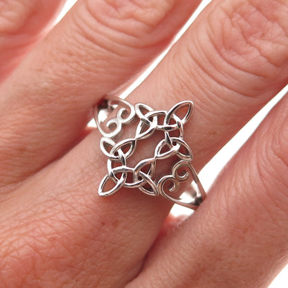 925 Sterling Silver Vintage Celtic Knot & Heart Ring Size 9.75
