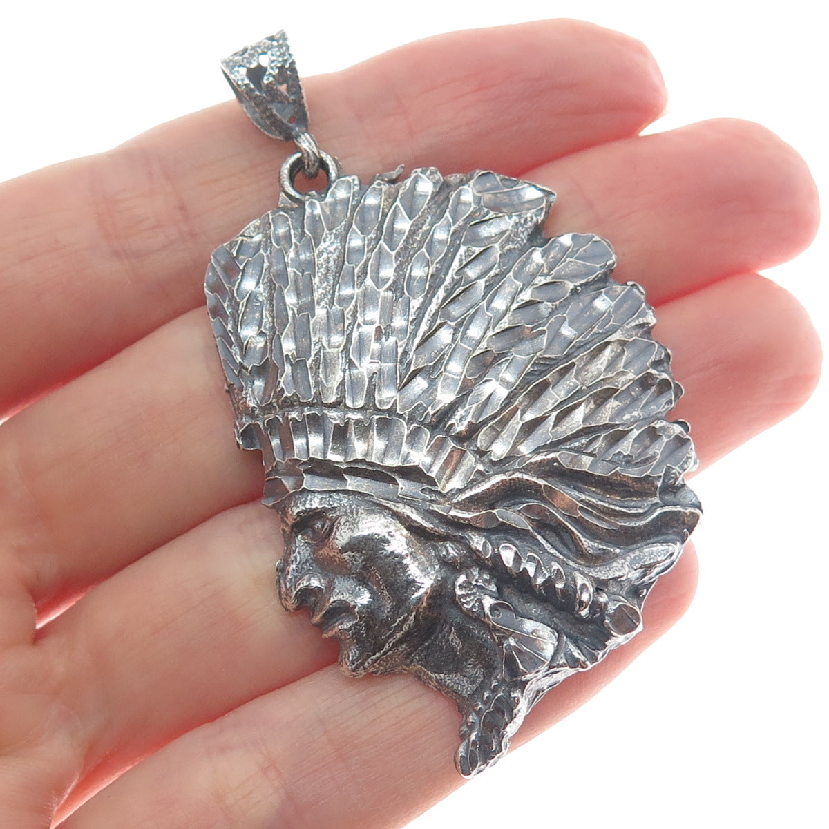 925 Sterling Silver Vintage Southwestern Indian Chief Head Oxidized Pendant