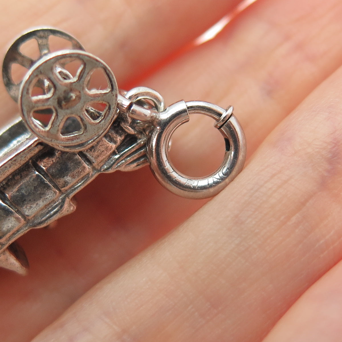 925 Sterling Vintage Carriage Car Spring Ring Lock Oxidized Movable 3D Pendant