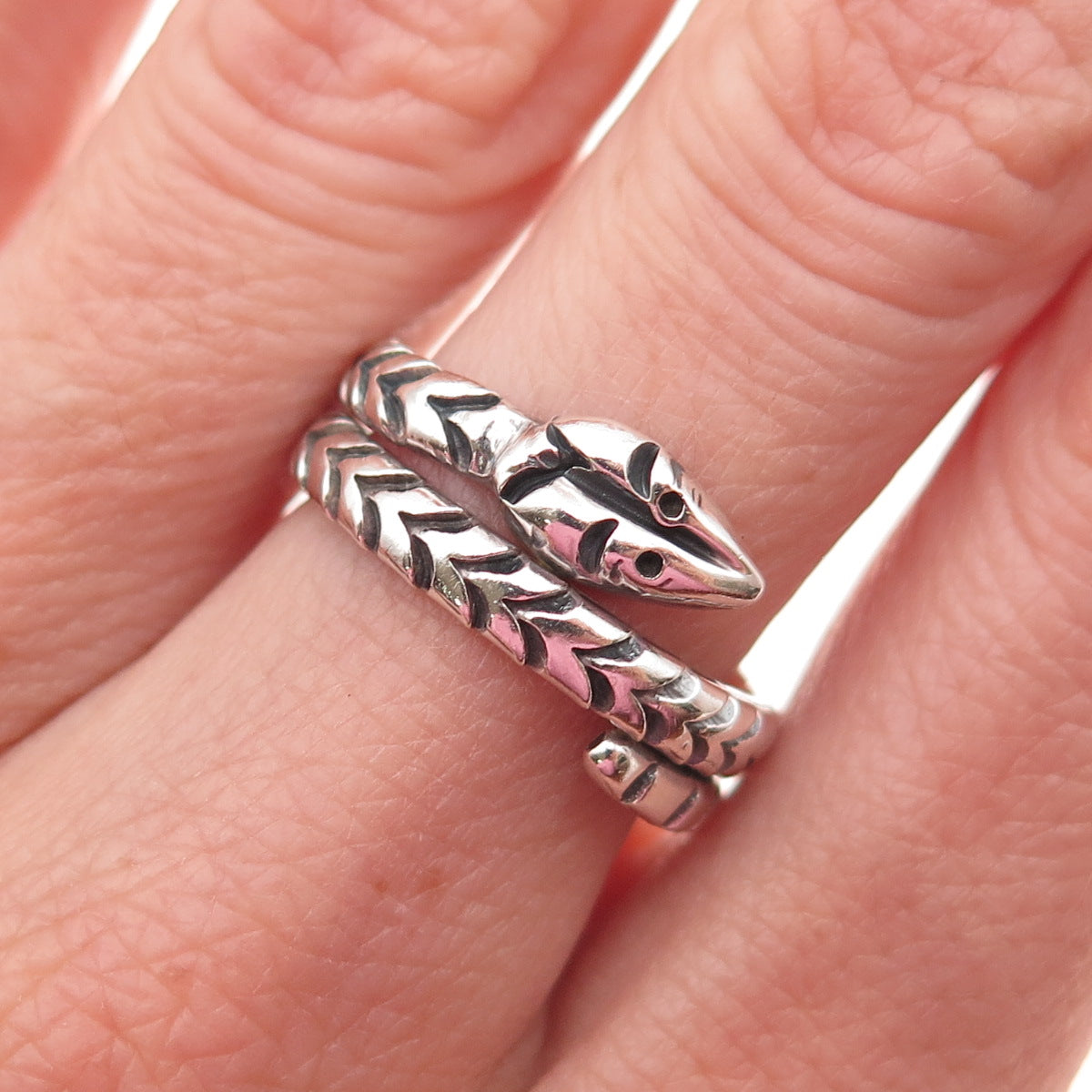 925 Sterling Silver Vintage Mexico Snake Wrap Adjustable Oxidized Ring Size 7