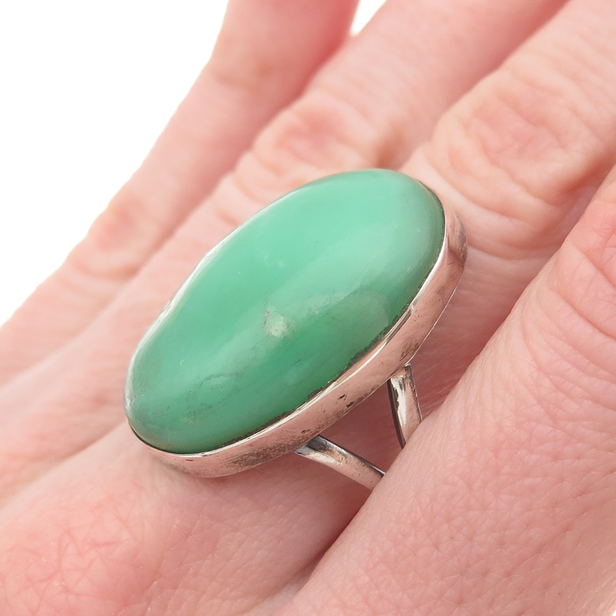 925 Sterling Silver Vintage Real Cabochon Chrysoprase Oxidized Ring Size 8.25
