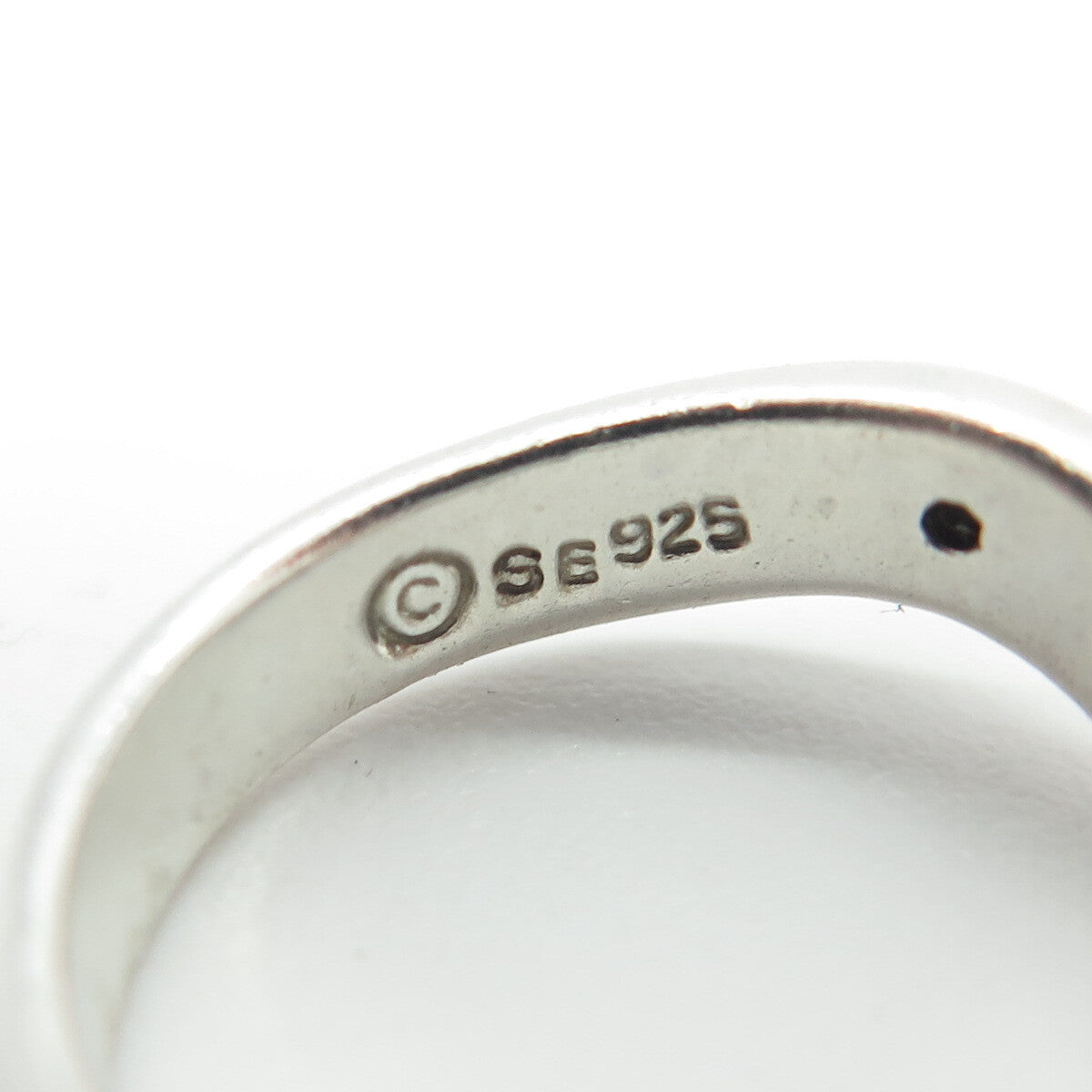925 Sterling Silver Vintage Black Enamel Wavy Ring Size 6.75