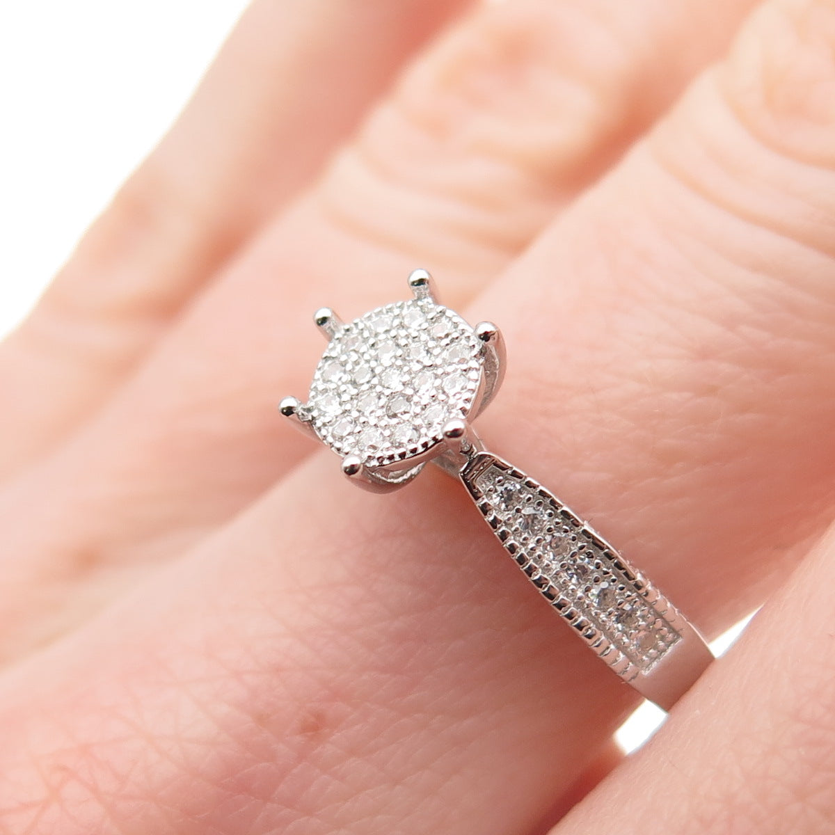 925 Sterling Silver Round-Cut C Z Engagement Ring Size 6.75