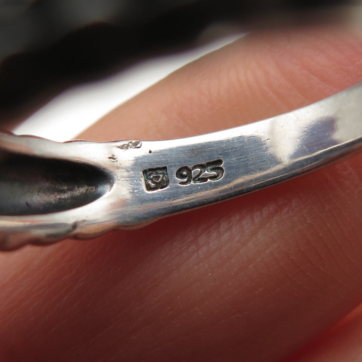 MICHELLE ALBALA Sterling Silver Vintage Real Sapphire Oxidized Ring Size 9.25