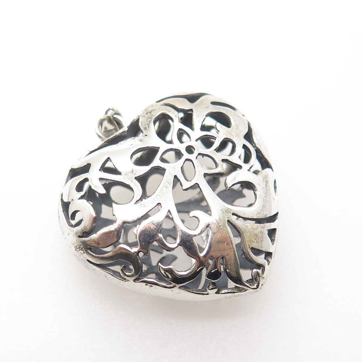 925 Sterling Silver Vintage Ornate Puffy Heart 3D Pendant