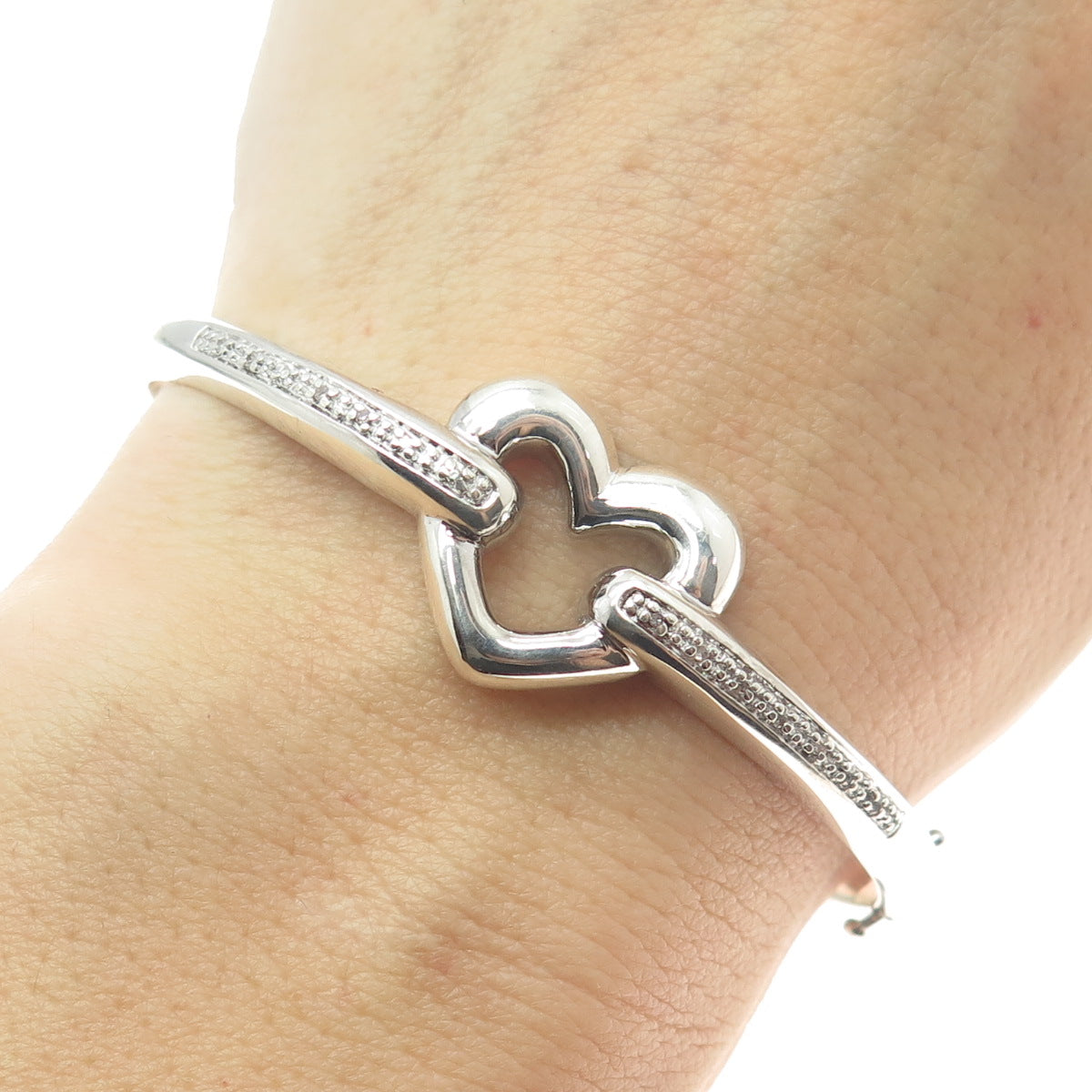 925 Sterling Silver Real Round-Cut Diamond Heart Bangle Bracelet 7.25"