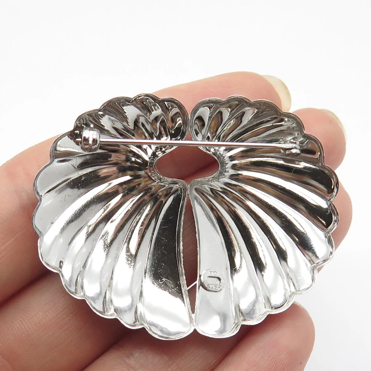 925 Sterling Silver 2-Tone Vintage Ribbed Pin Brooch