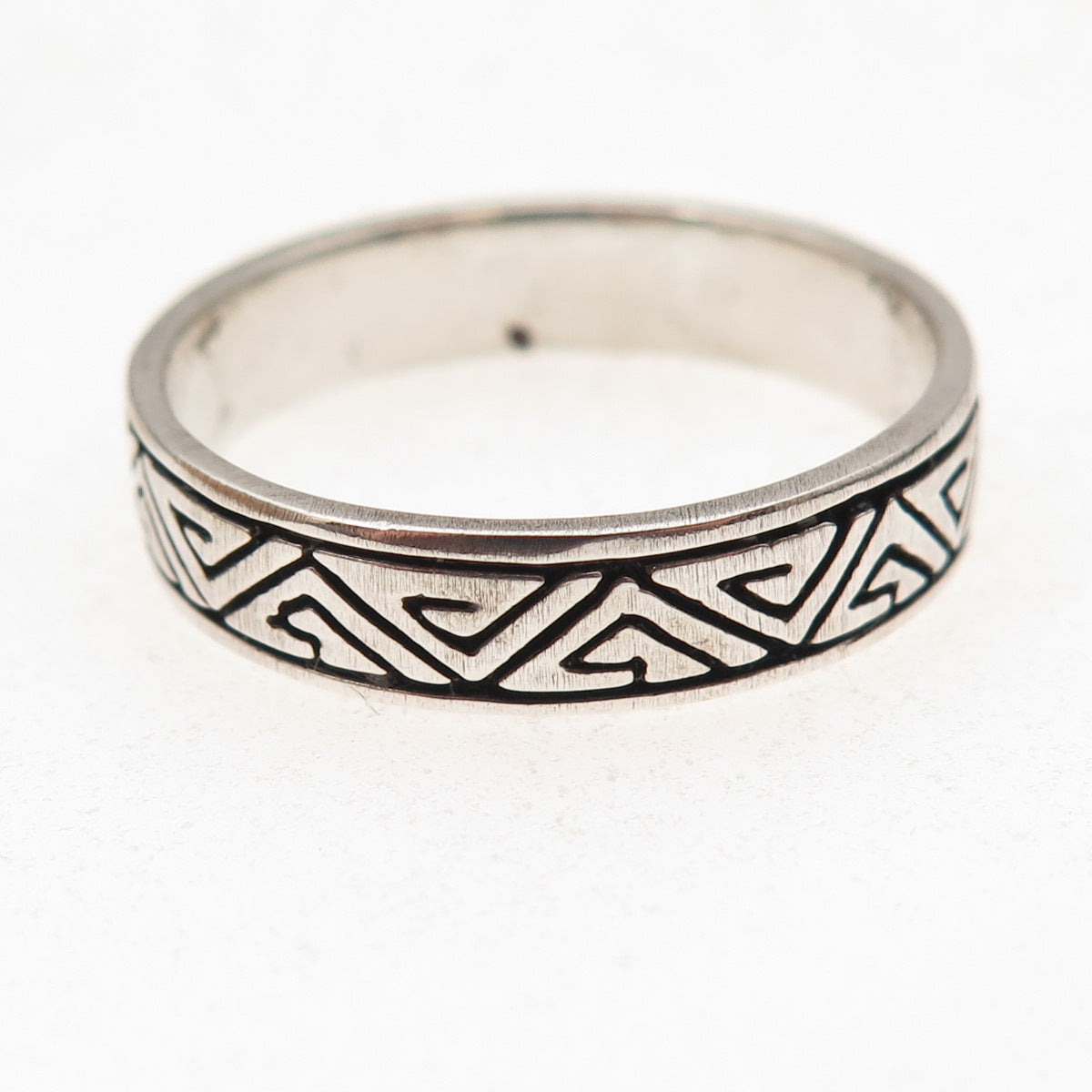 925 Sterling Silver Vintage Geometric Oxidized Band Ring Size 14