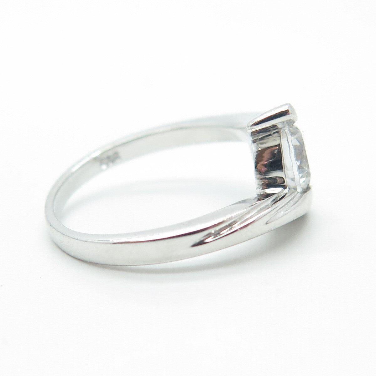 925 Sterling Silver Round-Cut Shaped C Z Bypass Engagement Ring Size 6