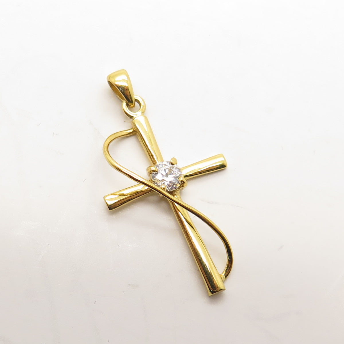 HAN 925 Sterling Silver Gold Plated Round-Cut Shaped C Z Cross Pendant