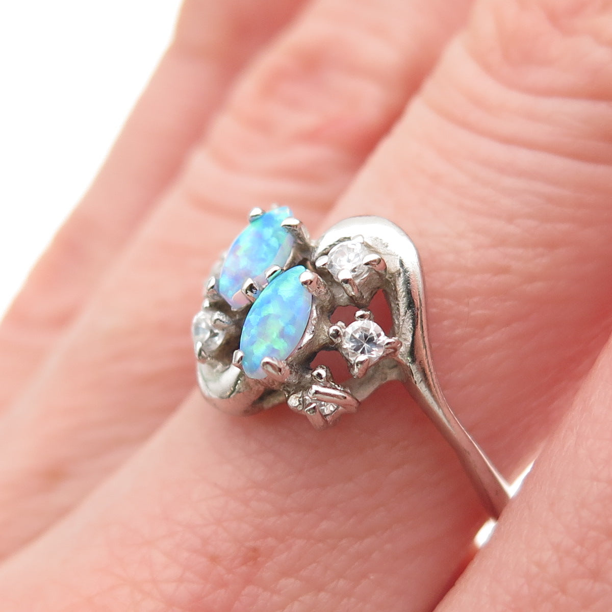 925 Sterling Silver Vintage Real Opal & C Z Cluster Ring Size 6.25