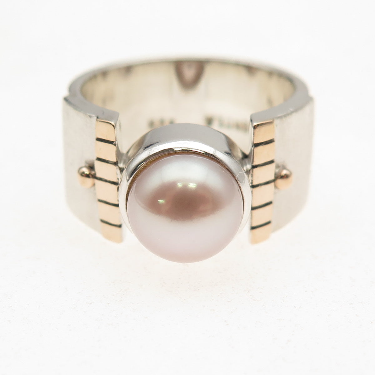 925 Sterling Silver Gold Accent Vintage Real Pearl Modernist Ring Size 8