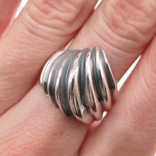 925 Sterling Silver Vintage Modernist Ribbed Oxidized Ring Size 7