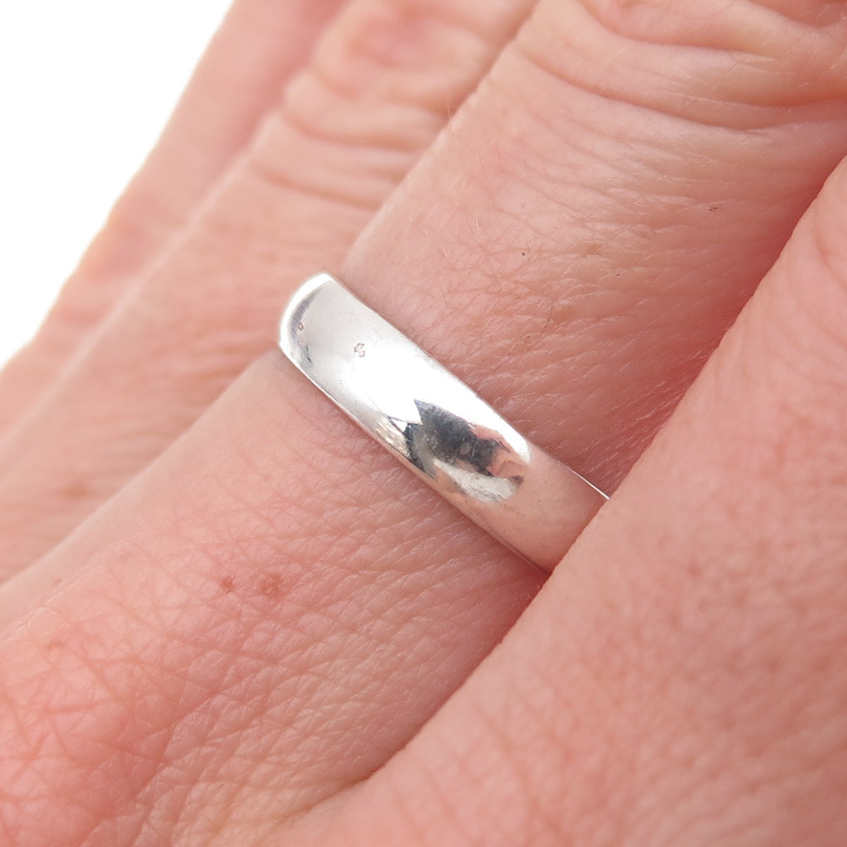 925 Sterling Silver Vintage Classic Wedding Band Ring Size 7