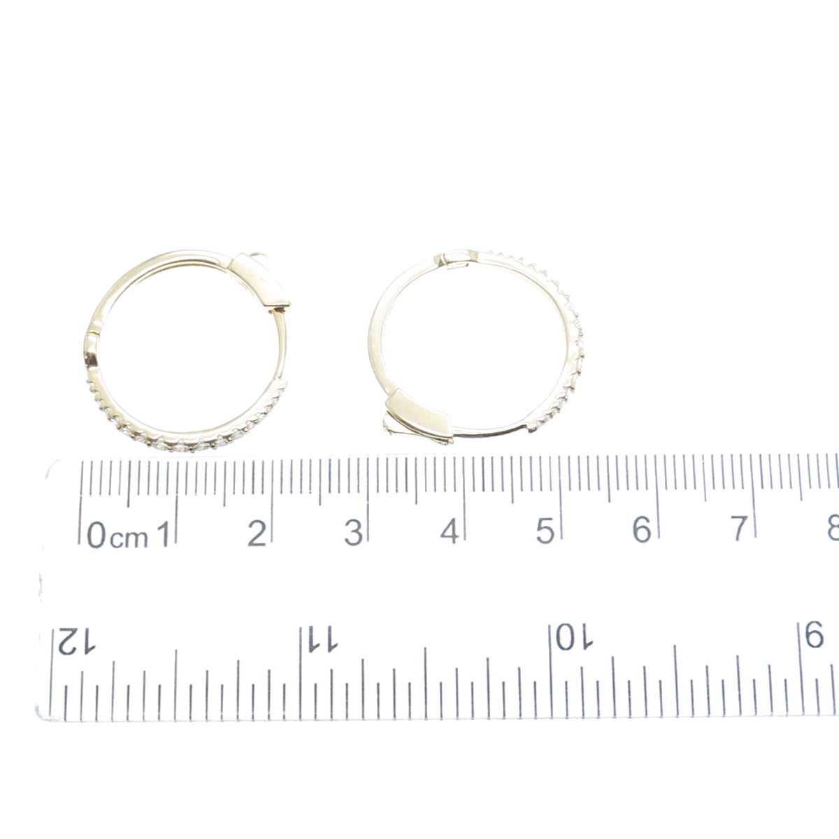 925 Sterling Silver Gold Plated Round-Cut Graduated C Z Hoop Earrings
