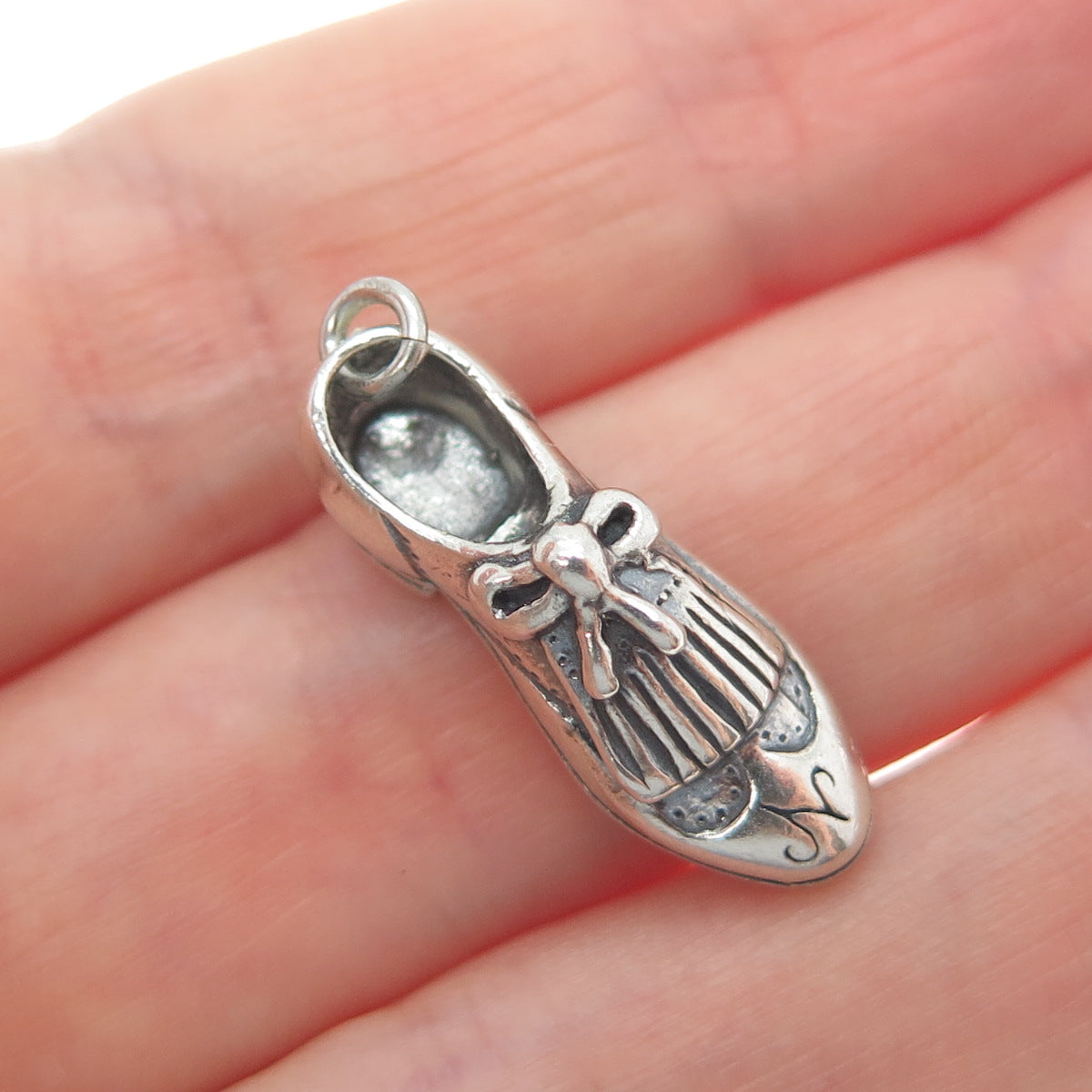 925 Sterling Silver Vintage Wedding Shoe Oxidized Minimalist 3D Charm Pendant