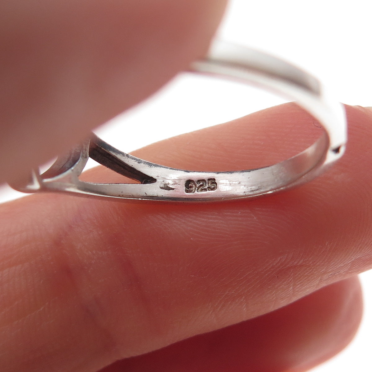 925 Sterling Silver Vintage Interlocked Heart Oxidized Ring Size 7.75
