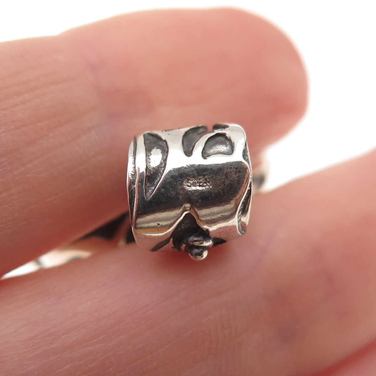 925 Sterling Silver Vintage Real Amber Ornate Oxidized Charm Pendant