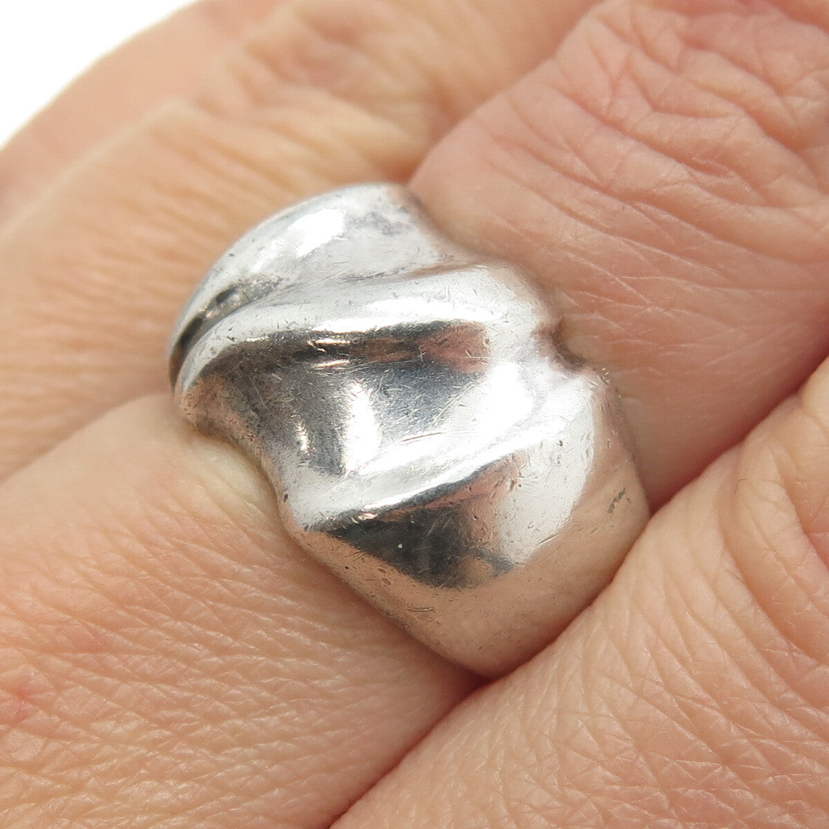 925 Sterling Silver Vintage Ribbed Ring Size 7.5