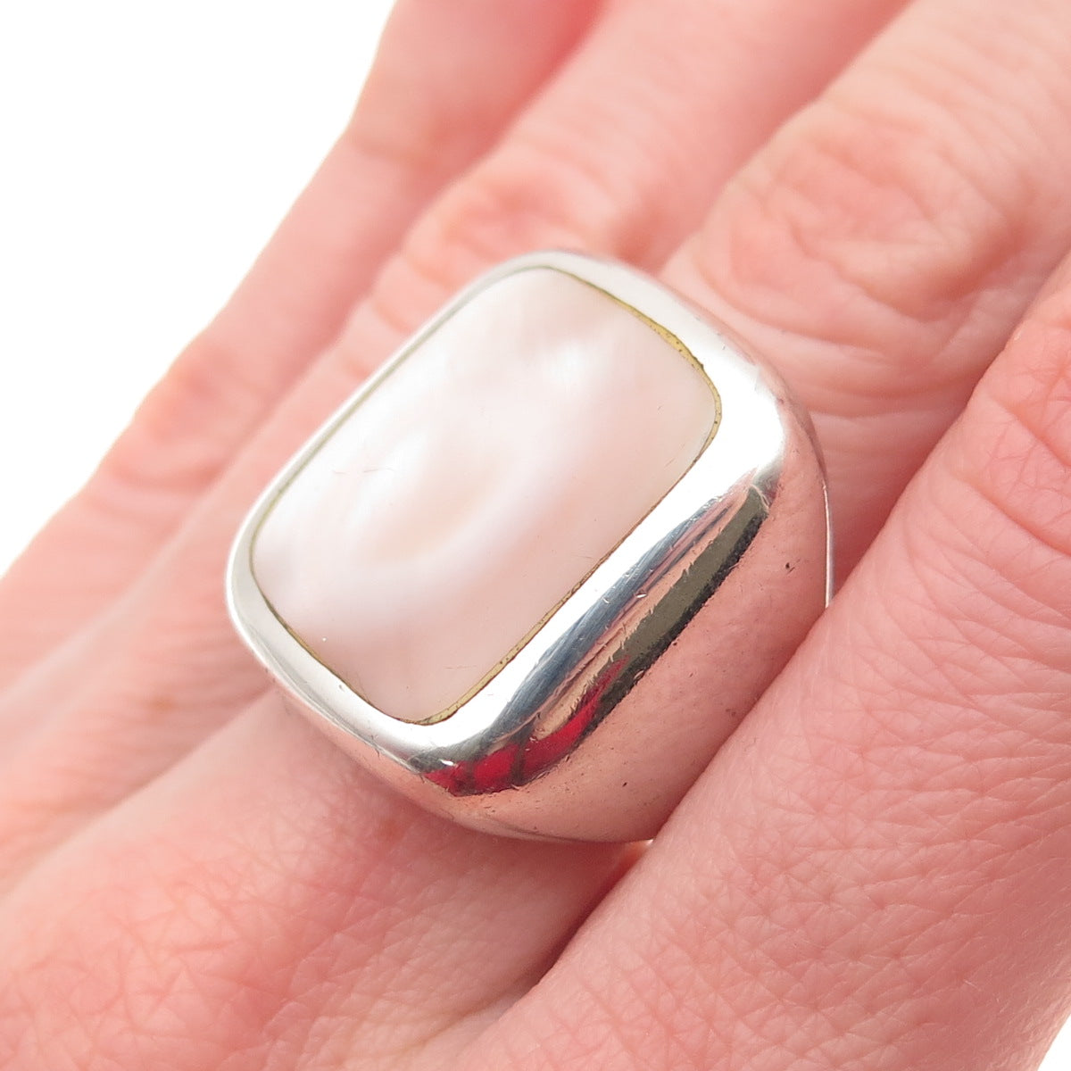 M.R.F. Resources 925 Sterling Silver Vintage Real MOP Modernist Ring Size 7