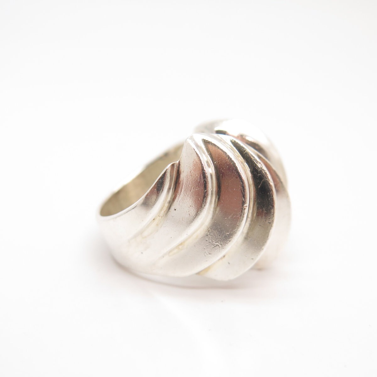 925 Sterling Silver Vintage Mexico Ribbed Domed Ring Size 7.5