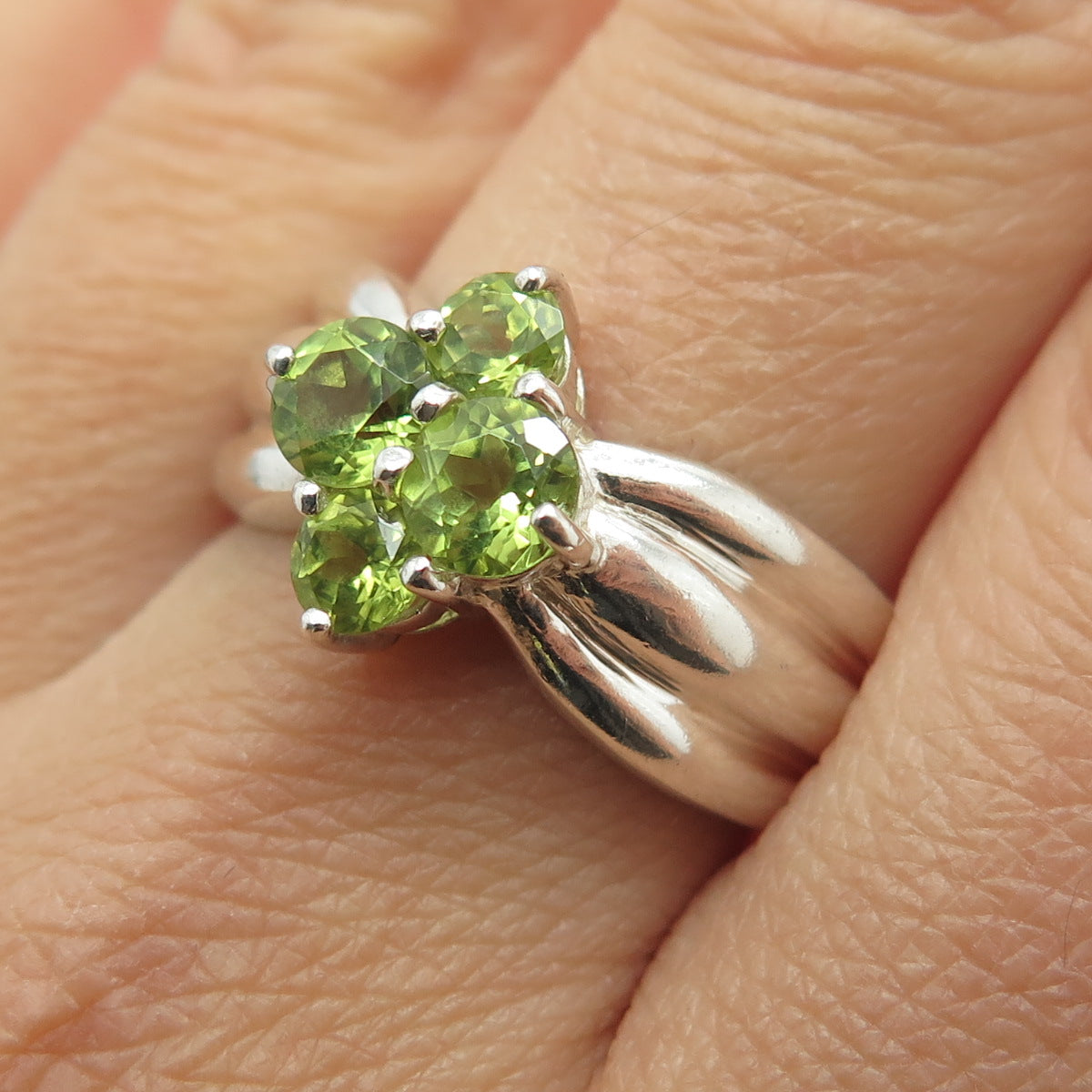 925 Sterling Silver Vintage Real Peridot Modernist Ring Size 10