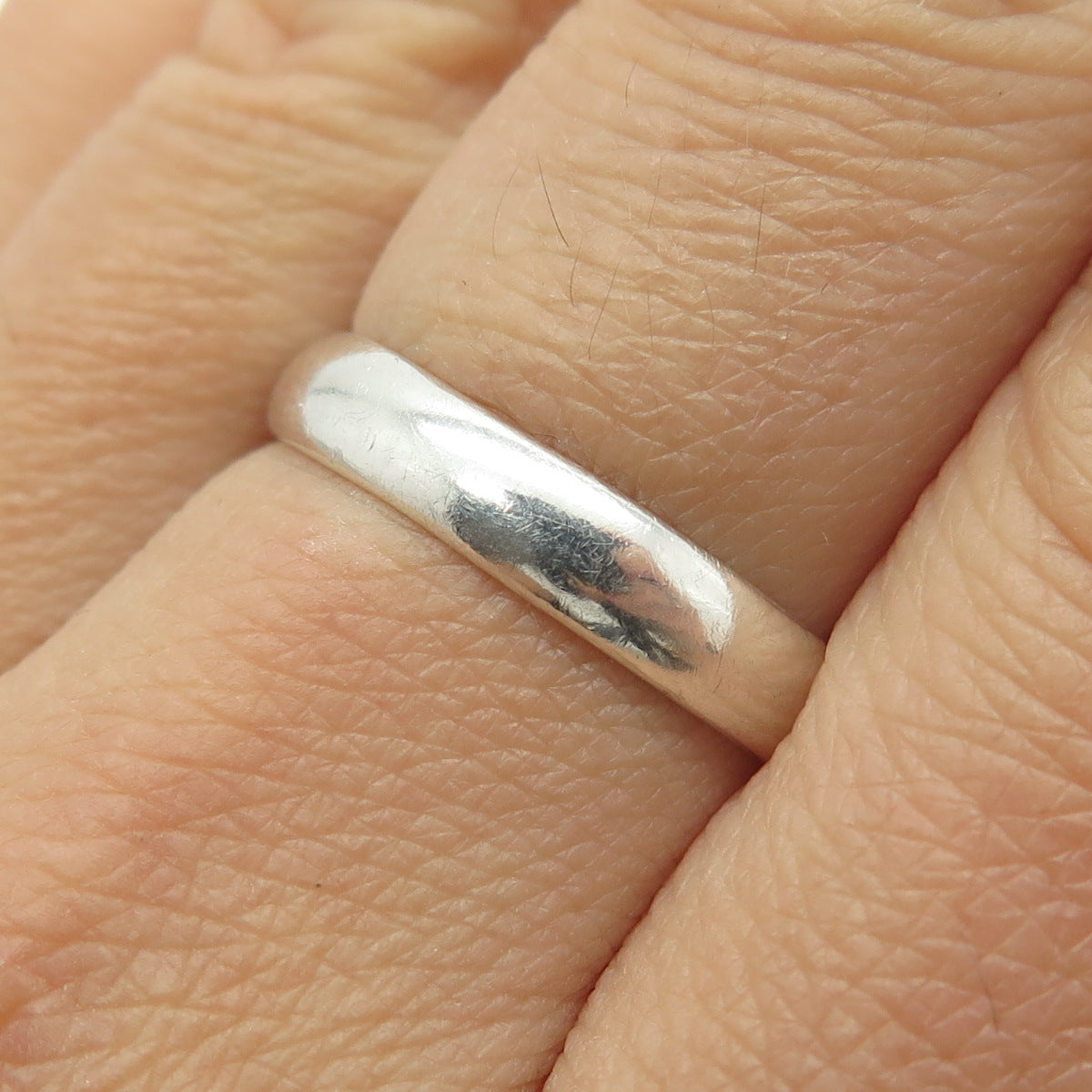 925 Sterling Silver Vintage Classic Wedding Band Ring Size 8.75