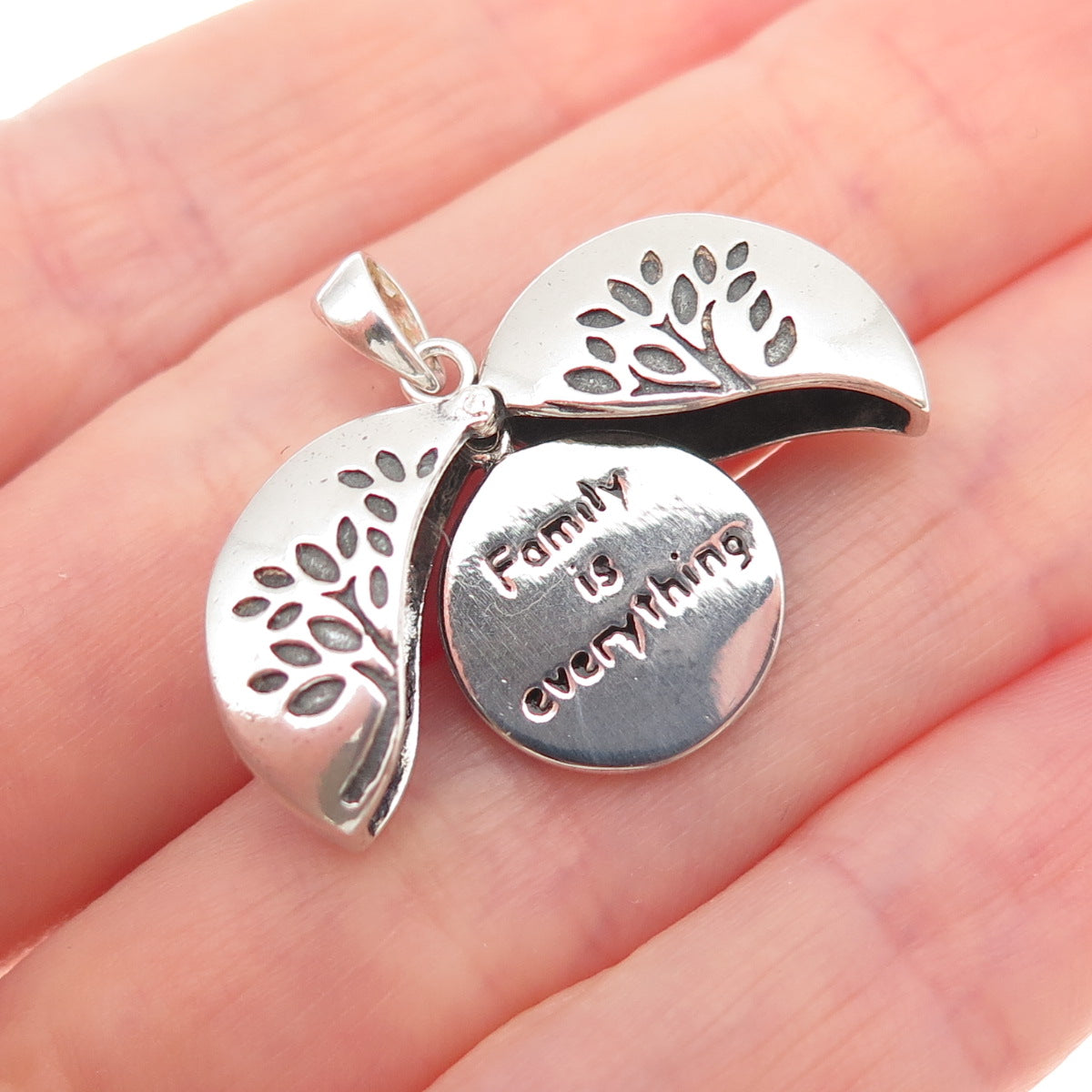 Han 925 Sterling Silver Vintage Family is Everything Tree Open Charm Pendant