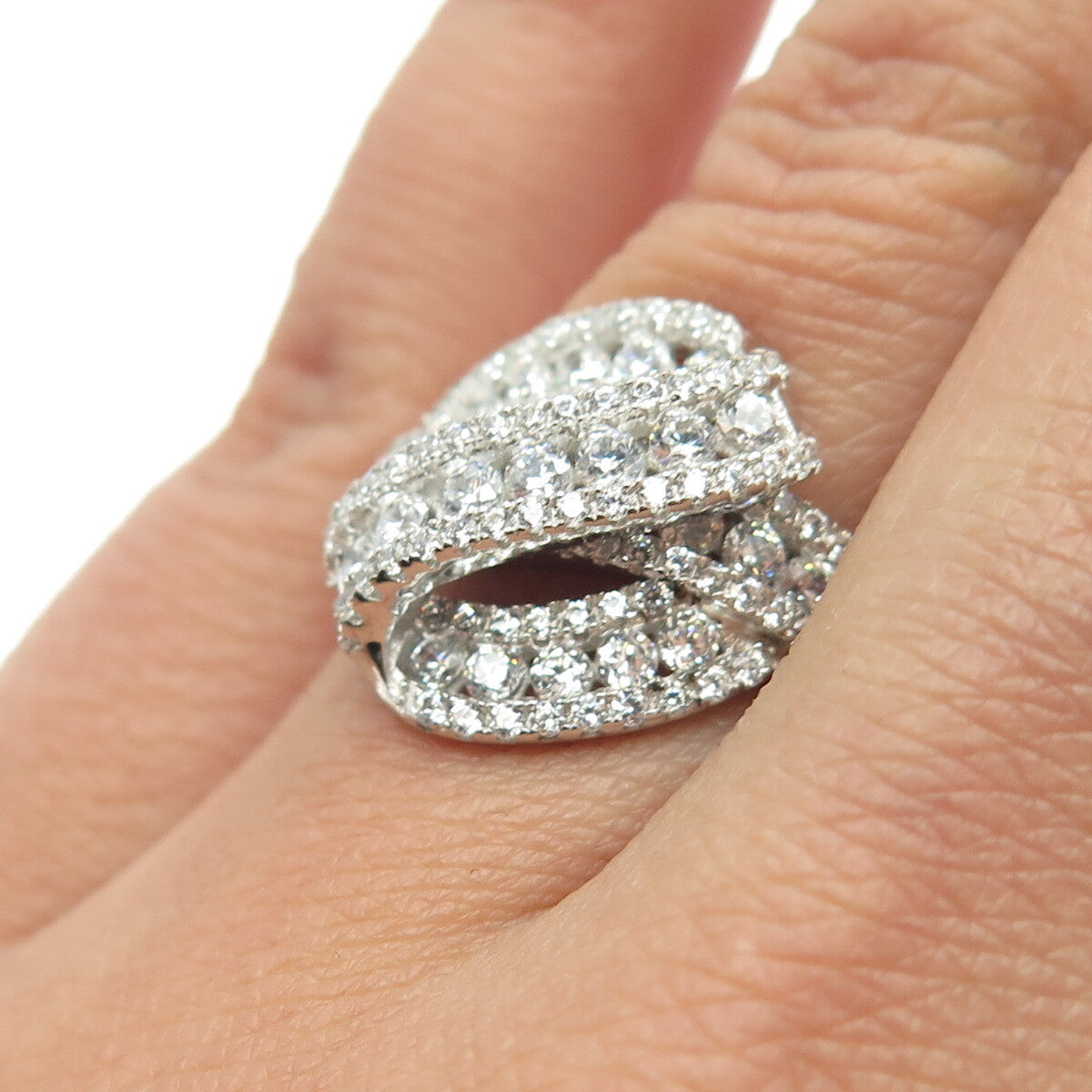 925 Sterling Silver Round-Cut C Z Twisted Ring Size 5.75