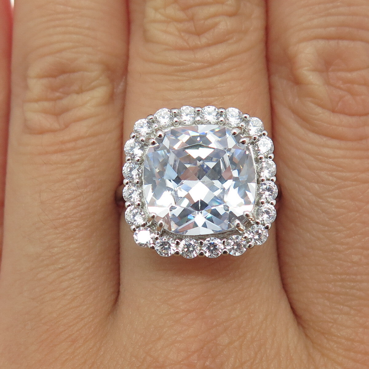 925 Sterling Silver Cushion & Round-Cut C Z Promise Ring Size 8.25