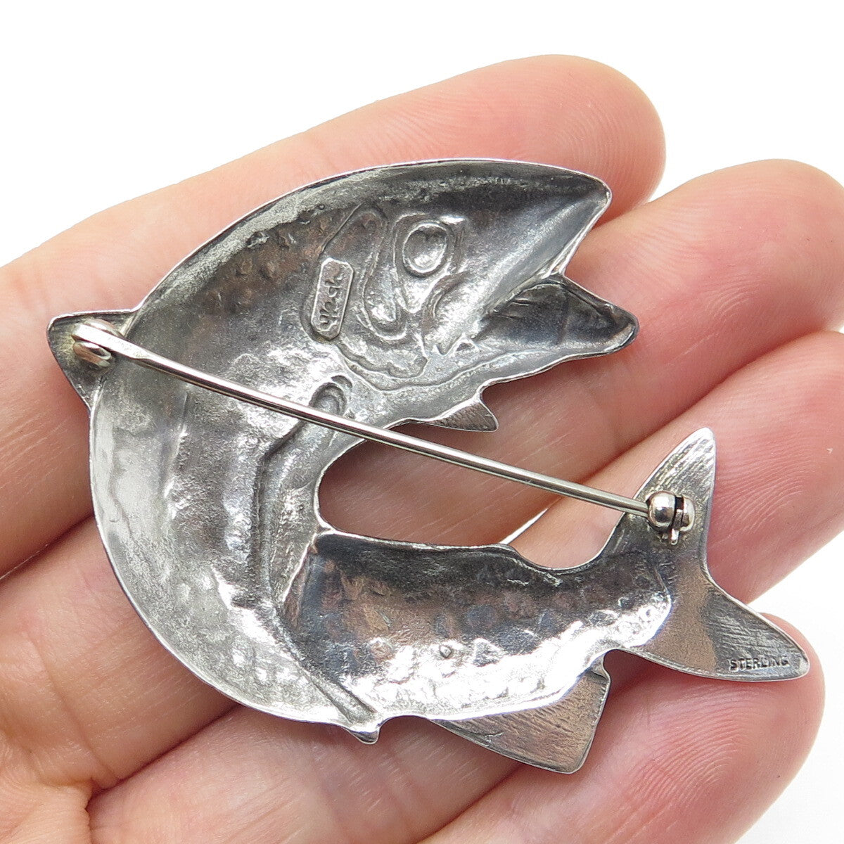 LINDA HESH 925 Sterling Silver Vintage Fish Modernist Pin Brooch