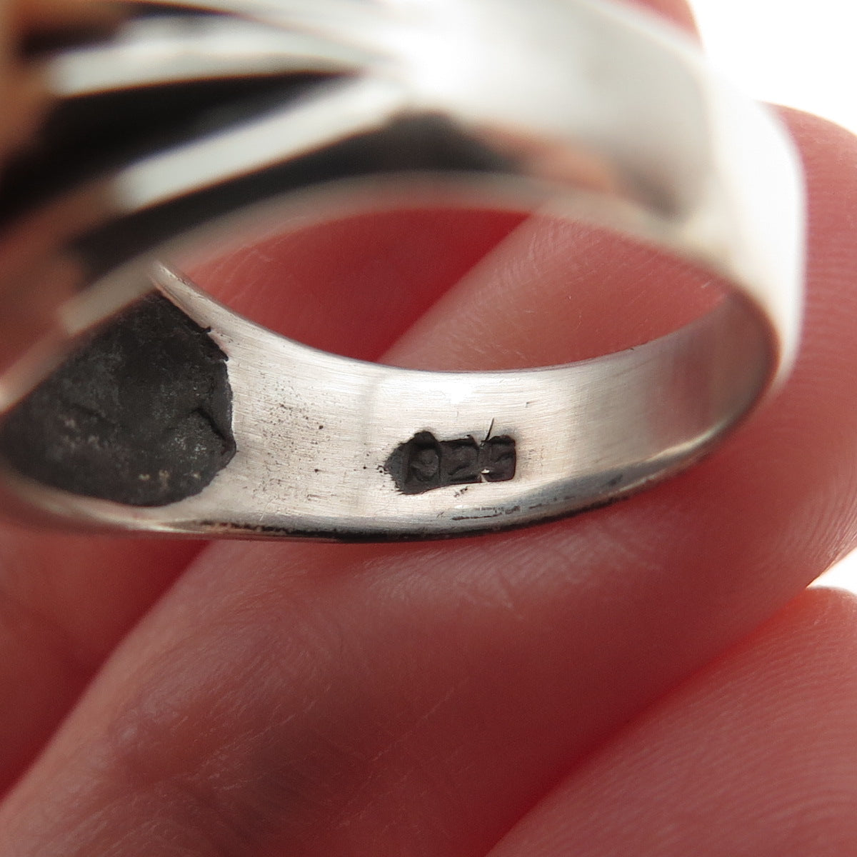 Chapal Zenray 925 Sterling Silver Vintage Modernist Ribbed Oxidized Ring Size 6
