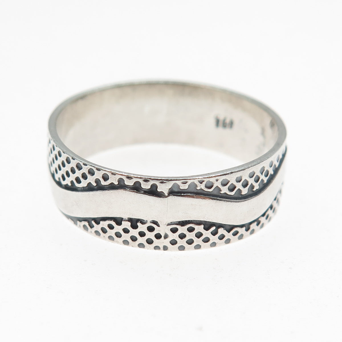 925 Sterling Silver Vintage Modernist Wave Oxidized Band Ring Size 13.25