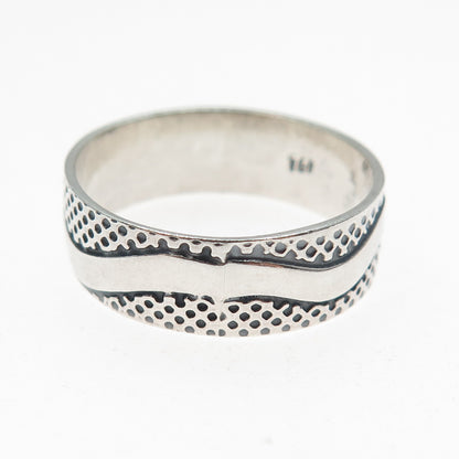 925 Sterling Silver Vintage Modernist Wave Oxidized Band Ring Size 13.25