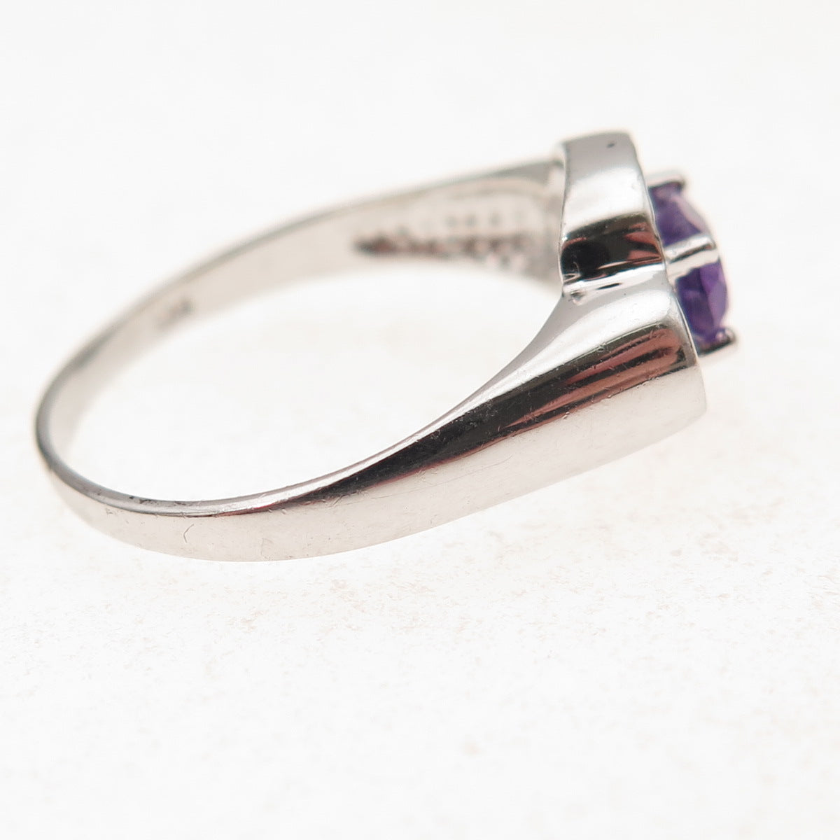 925 Sterling Silver Real Oval-Cut Amethyst Floral Ring Size 9.5