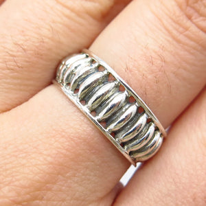 925 Sterling Silver Vintage Ribbed Band Ring Size 7.75