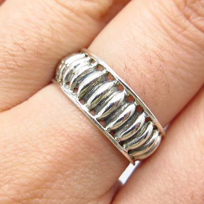 925 Sterling Silver Vintage Ribbed Band Ring Size 7.75