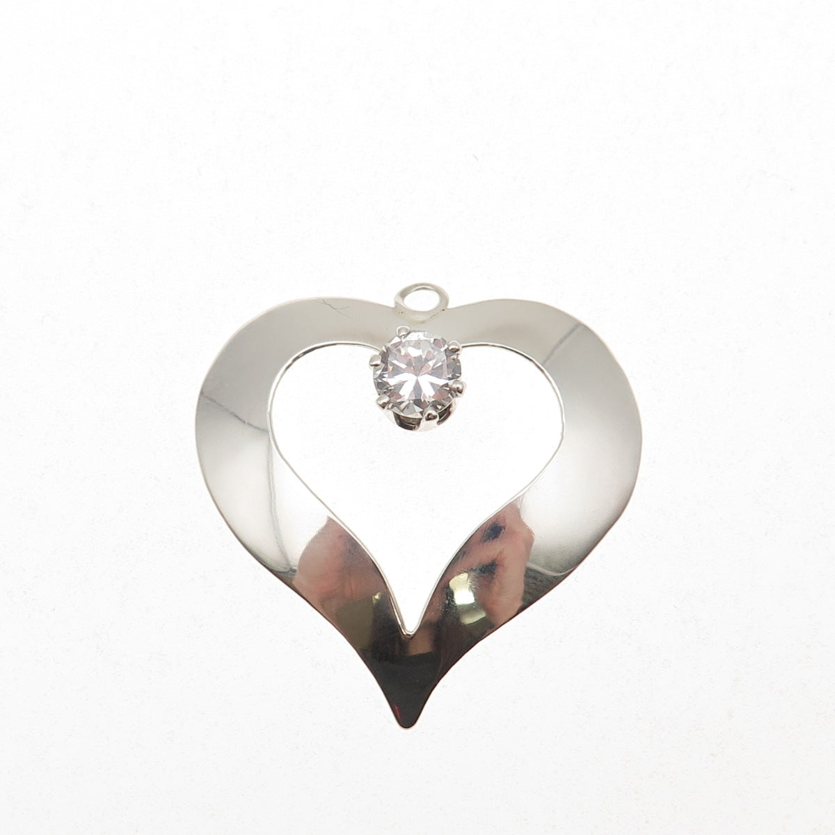 925 Sterling Silver Vintage Round-Cut C Z Heart Charm Pendant