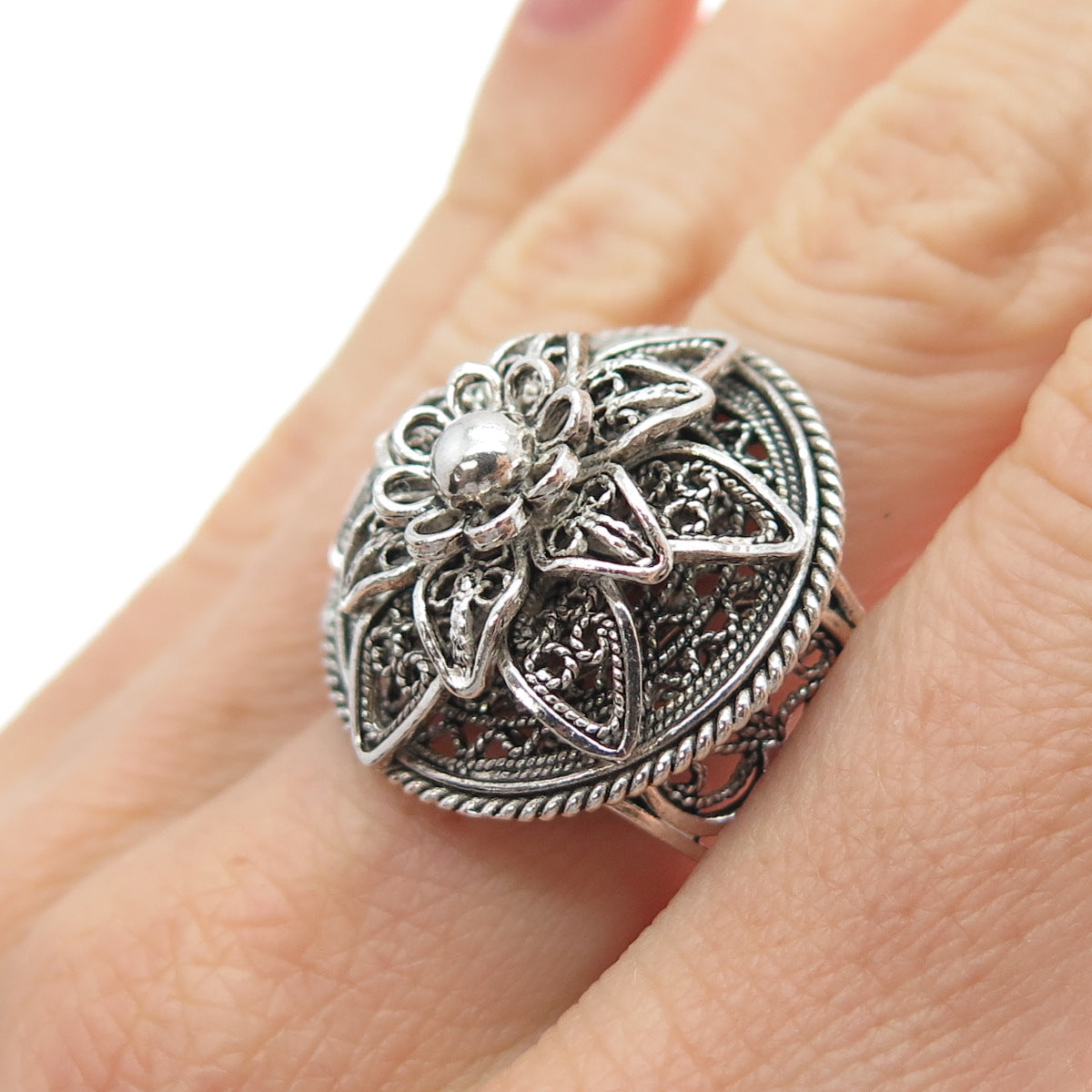 925 Sterling Silver Vintage Filigree Flower Oxidized Ring Size 11.25