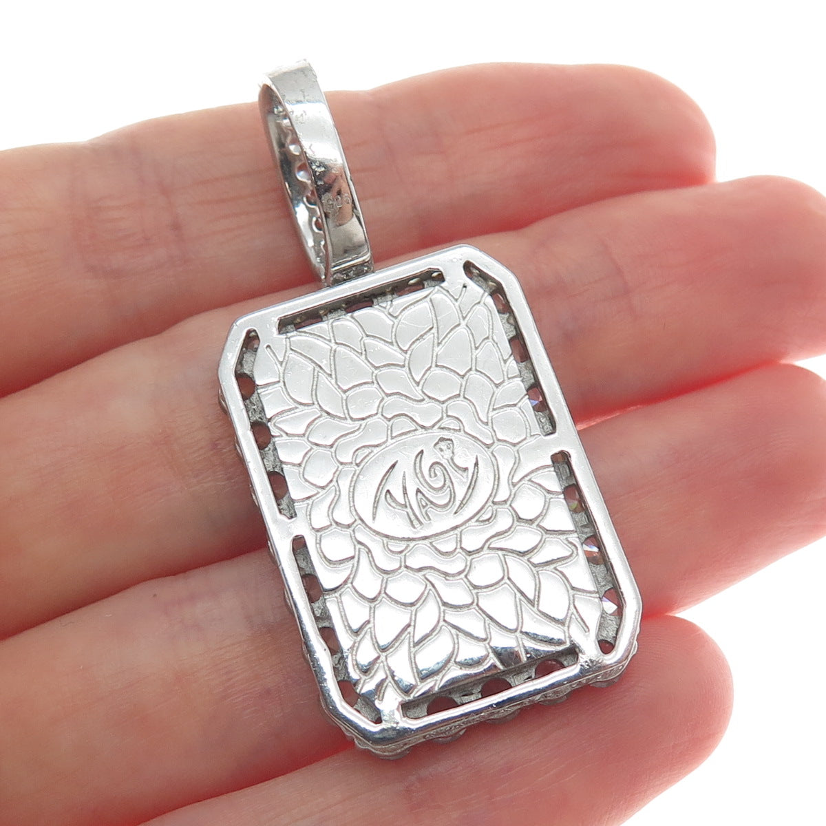 DESIGNS BY YAGI 925 Sterling Silver Round-Cut C Z Sparkle Pendant
