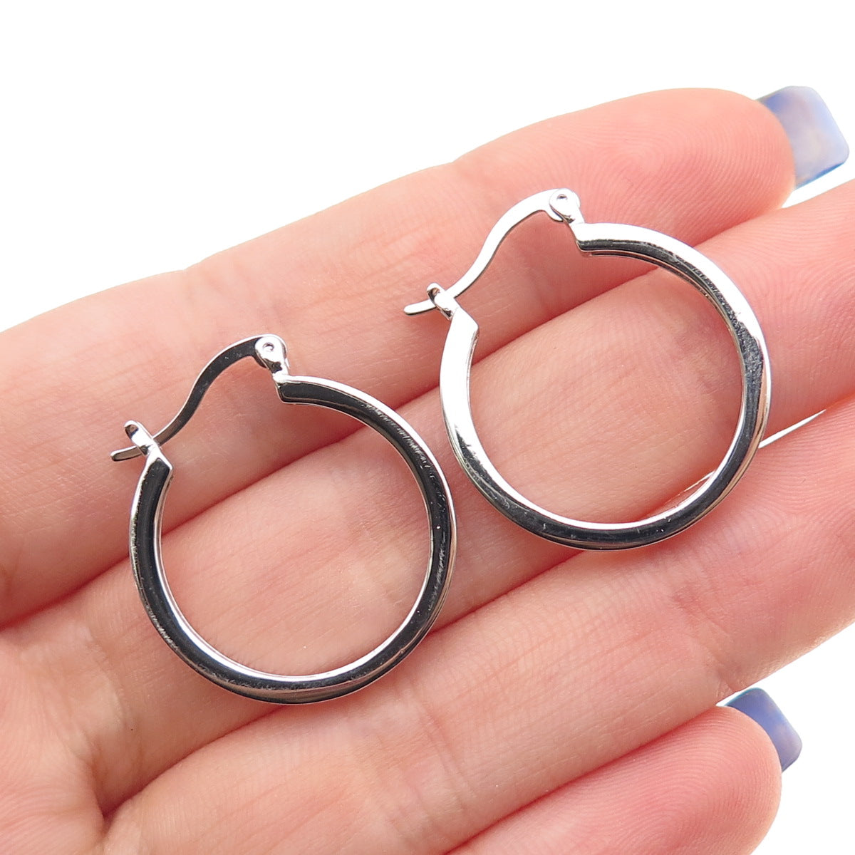 925 Sterling Silver Round-Cut C Z All Around Hoop Earrings