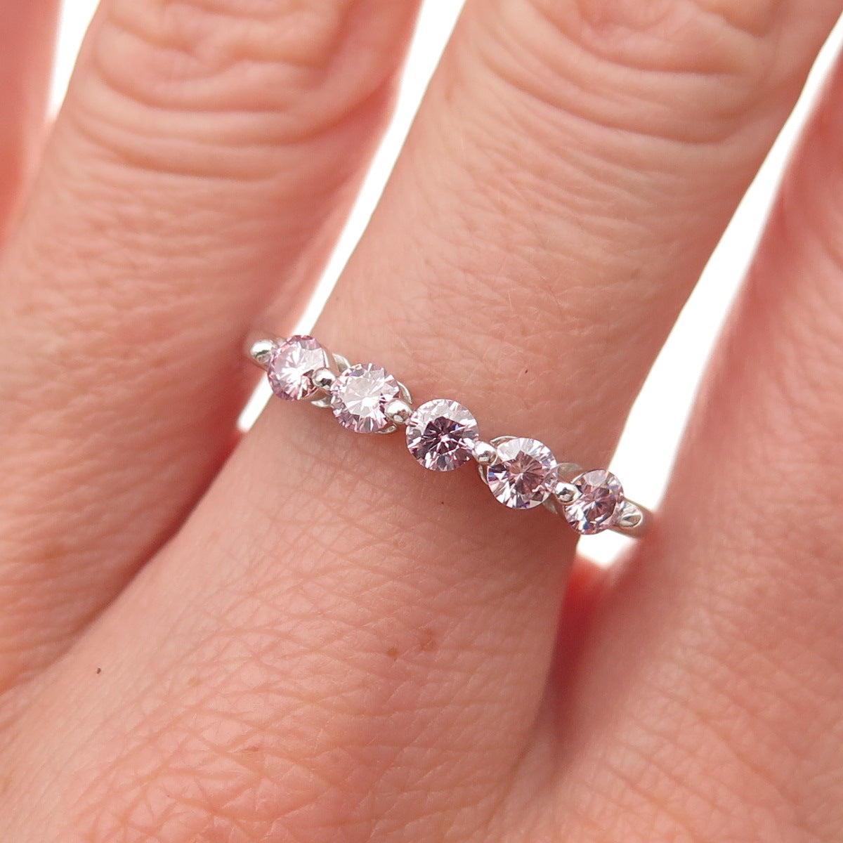 925 Sterling Silver Round-Cut Lavender Moissanite Ring Size 7.25