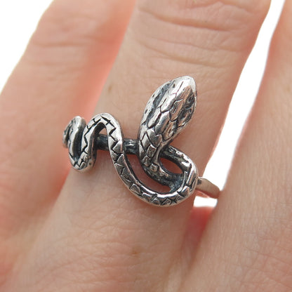 925 Sterling Silver Vintage Snake Oxidized Ring Size 6 (repair / cracked shank)