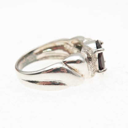 925 Sterling Silver Vintage Real Oval-Cut Red Garnet Modernist Ring Size 9